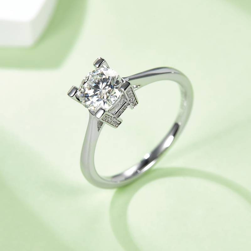直臂V镶HWLetter字母S925银镀白金MoissaniteWomen's Ring1ctD级